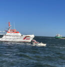 Seenotretter im Einsatz nach Kollision von Frachtschiff und Segelyacht auf der Nordsee