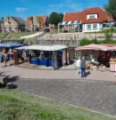 Der Wochenmarkt ist im Museumshafen zurück